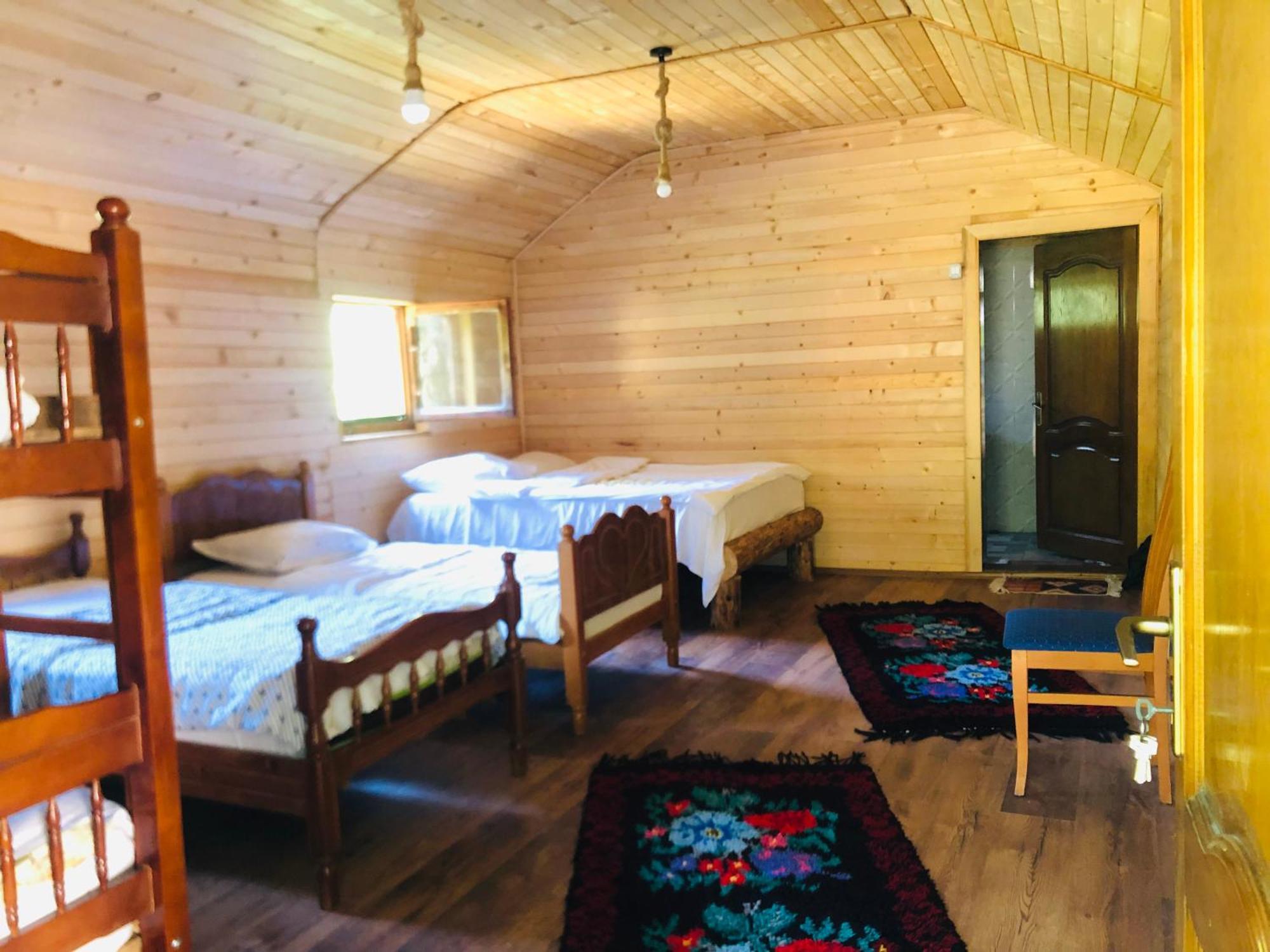 Guest House Hyrmet Demushi Valbone Bagian luar foto